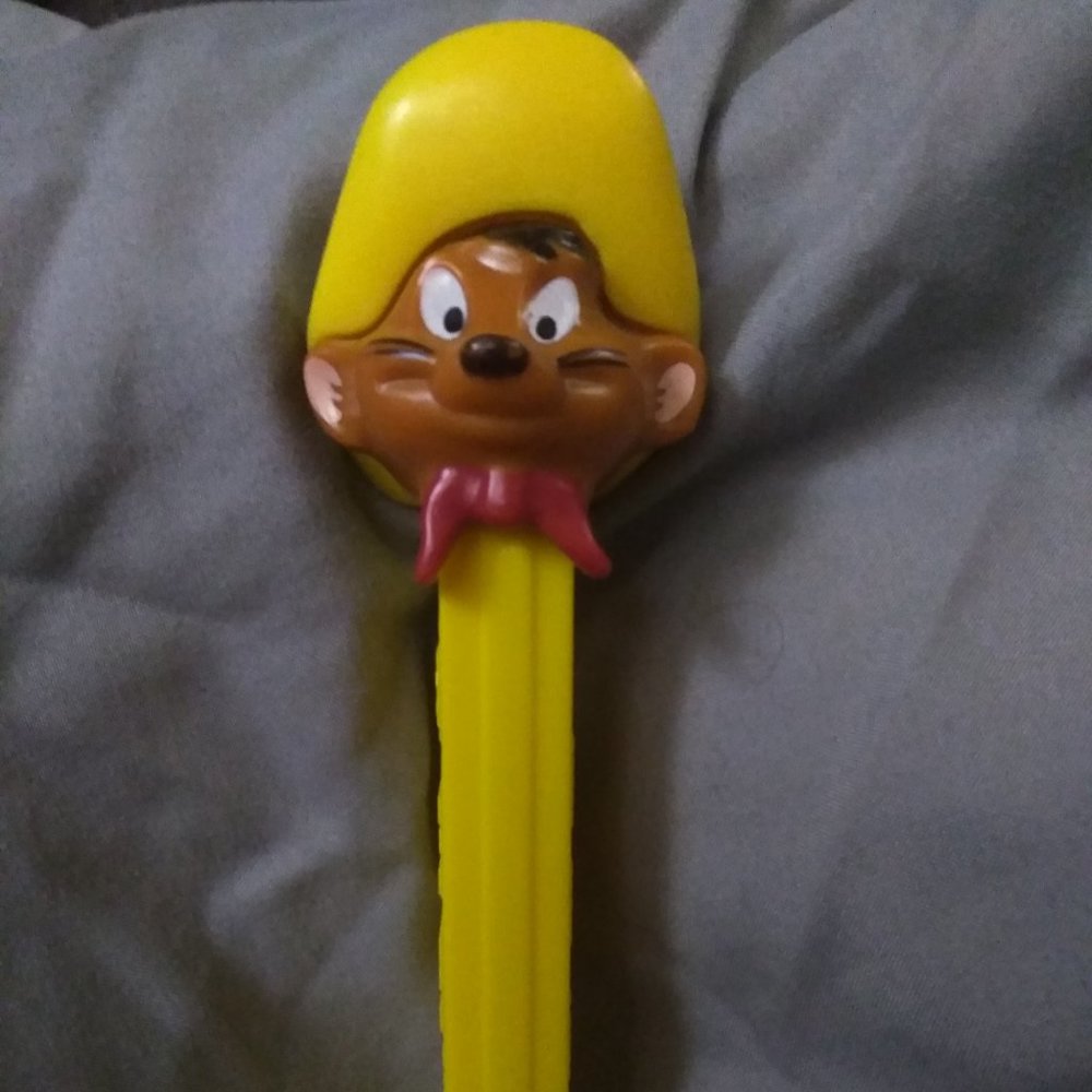 Speedy Gonzales Yellow Pez Dispenser